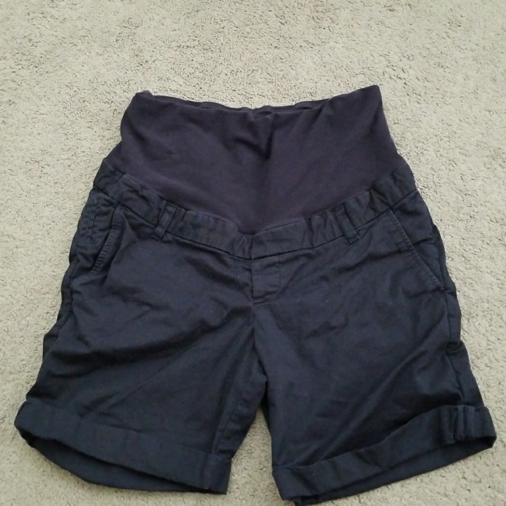 Maternity shorts